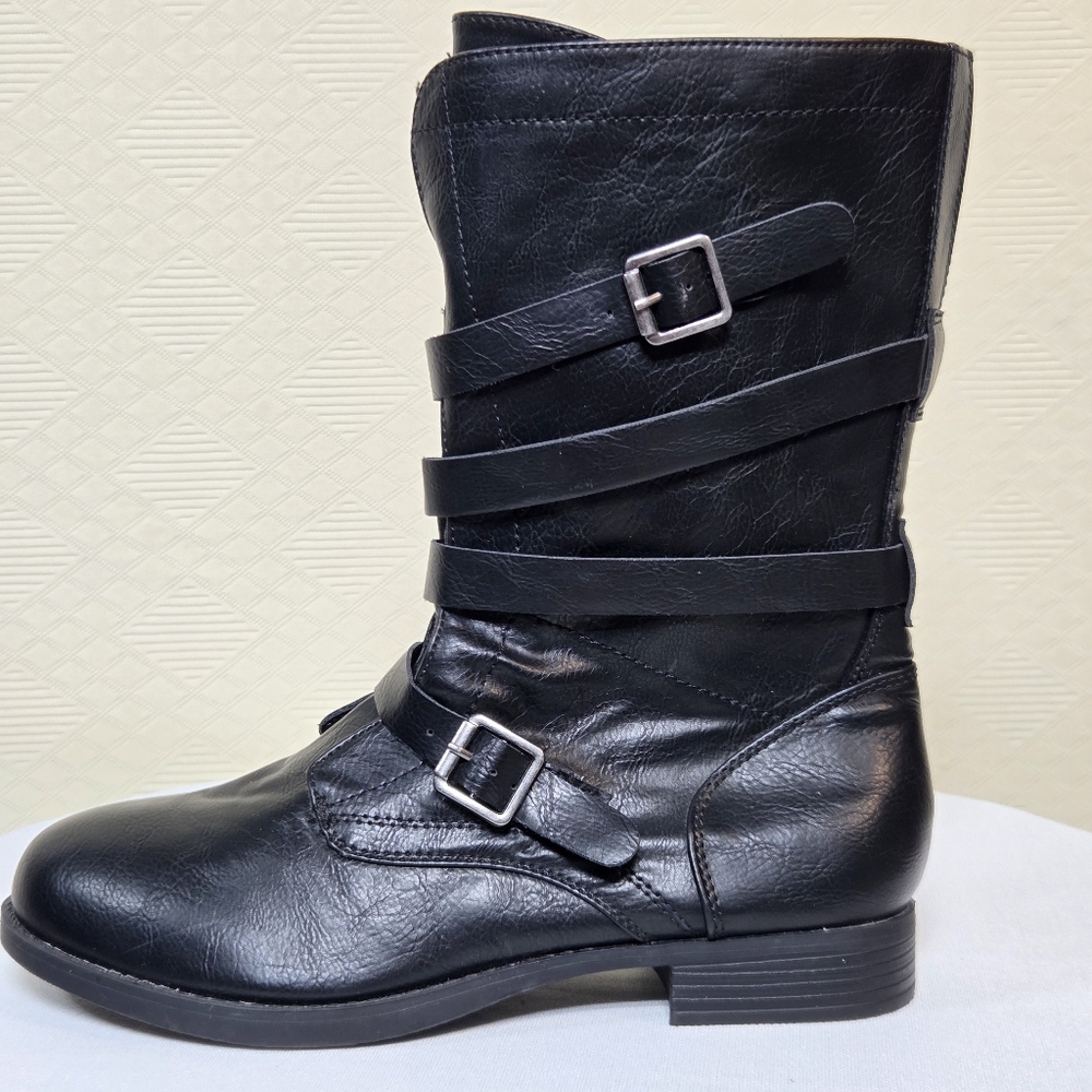 NWOT Torrid Mid Shaft Buckle Bootie - Faux Leather Black (WW) Size-8WW - Picture 3 of 13